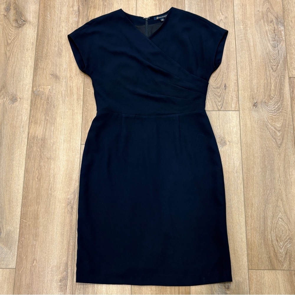 🌟BROOKS BROTHERS🌟 FAUX WRAP V NECK SHORT SLEEVE SHEATH DRESS NAVY SZ 10 - Picture 1 of 8